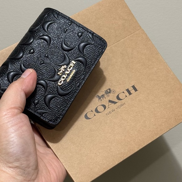 Brand New Coach Wallet with chain - Picture 1 of 11